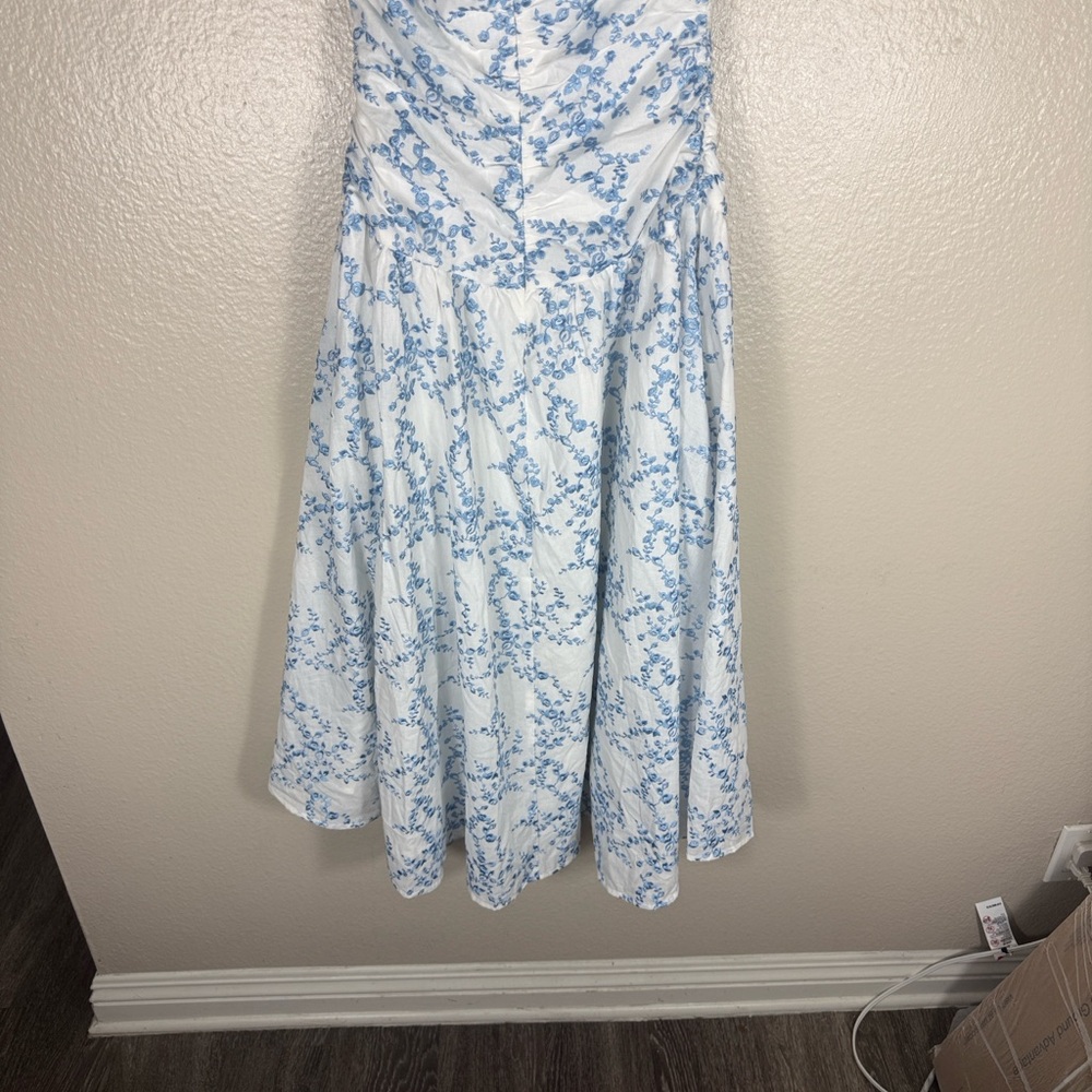 MAJORELLE Olenna Midi Dress in White & Blue - Picture 8 of 9